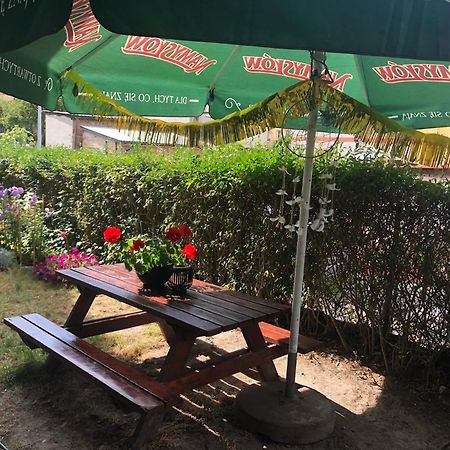 Pokoje Goscinne Cholewa مينززدرويه المظهر الخارجي الصورة